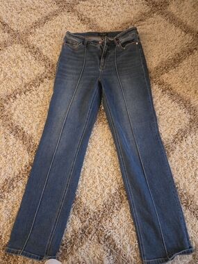 Judy Blue Mid Wash Straight Leg Jeans with Center Seams